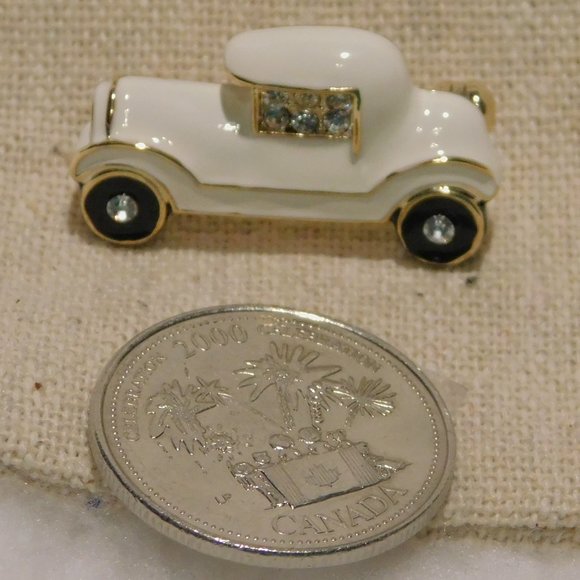 CLASSIC CAR Brooch - Picture 3 of 13